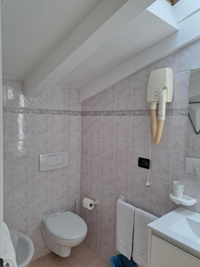 Hotel Ettoral Lido di Jesolo Bagian luar foto